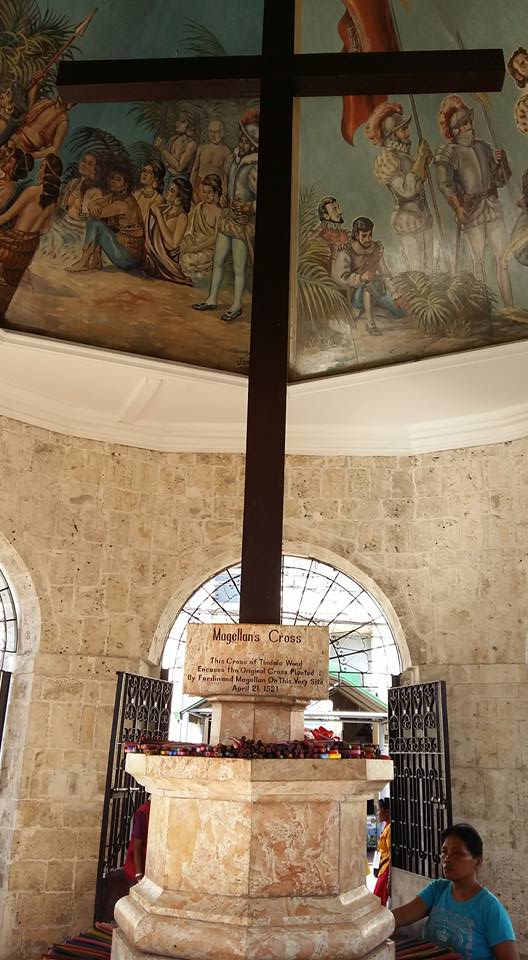 Speaking of Magellan, it is said that the original cross he planted in claiming the Philippines for God and Queen was at this spot and it's remnants are encased inside this one.  Who knows and cares?